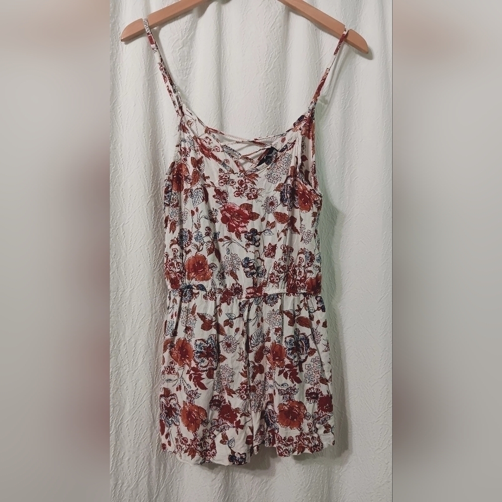 3X25 Angie Floral Romper Size L